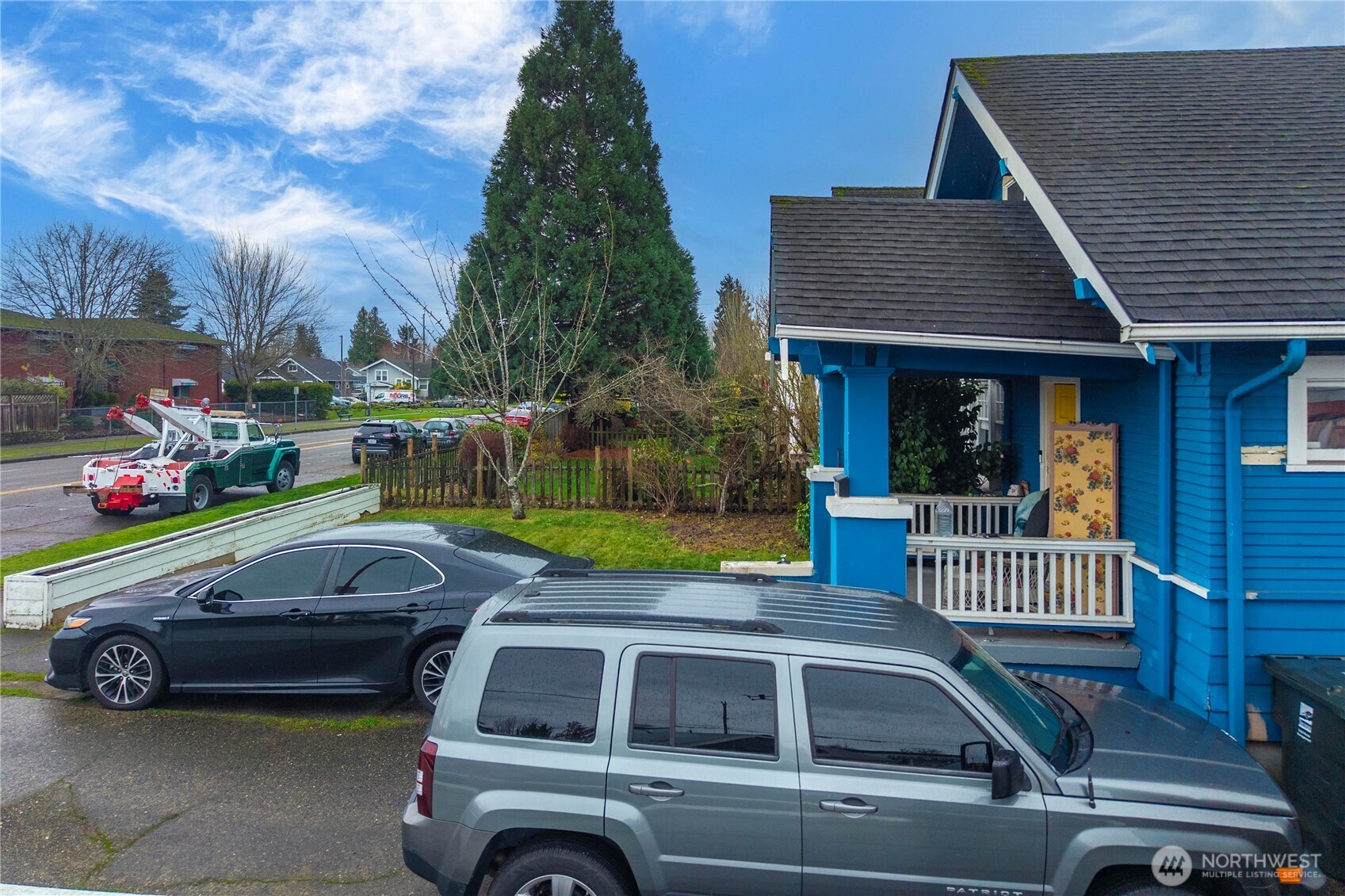 3812 S Thompson Avenue