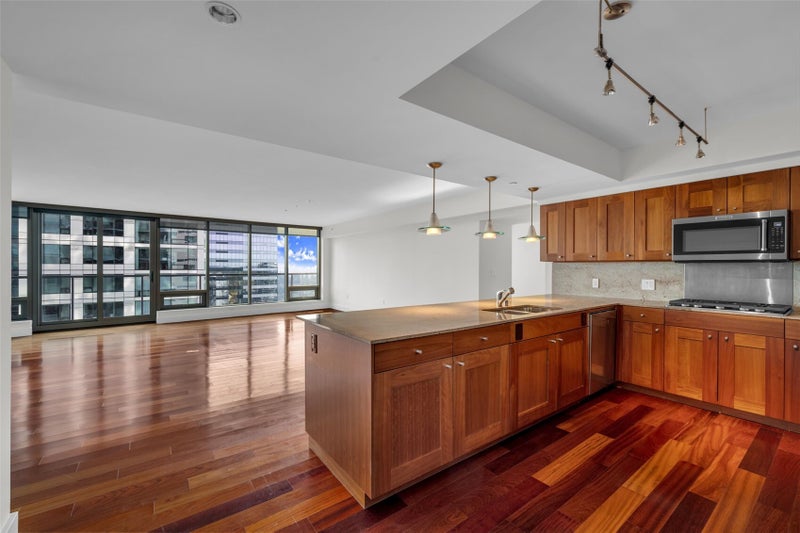 650 Bellevue Way NE 2903