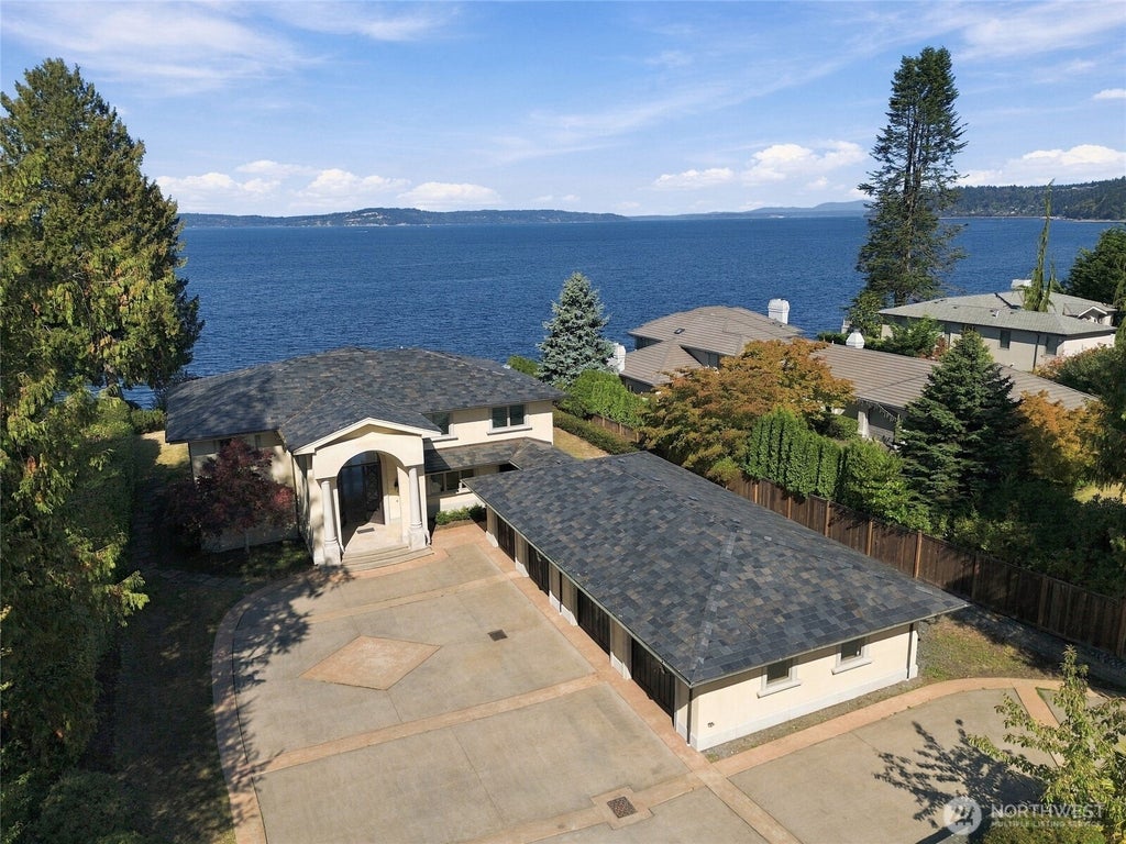 Photo of 8711 Talbot Road, Edmonds, WA 98026 (MLS # 2583429)