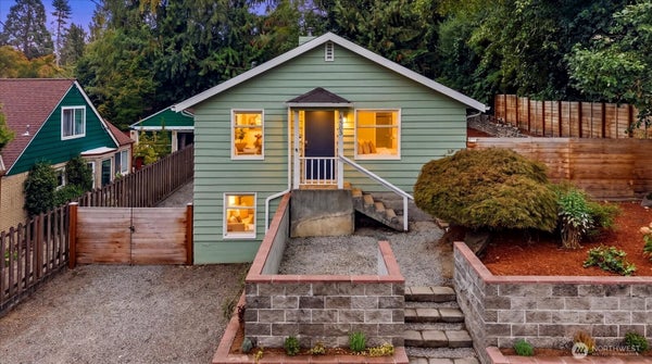 4503 NE 95TH ST, SEATTLE, WA 98115 - Image 7c0ca3ce7a2d731bb30848e723e09ca9/638288911