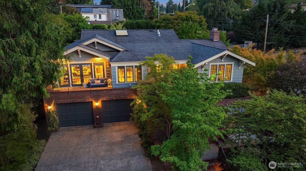 Photo of 2000 38th Avenue E, Seattle, WA 98112 (MLS # 2427601)