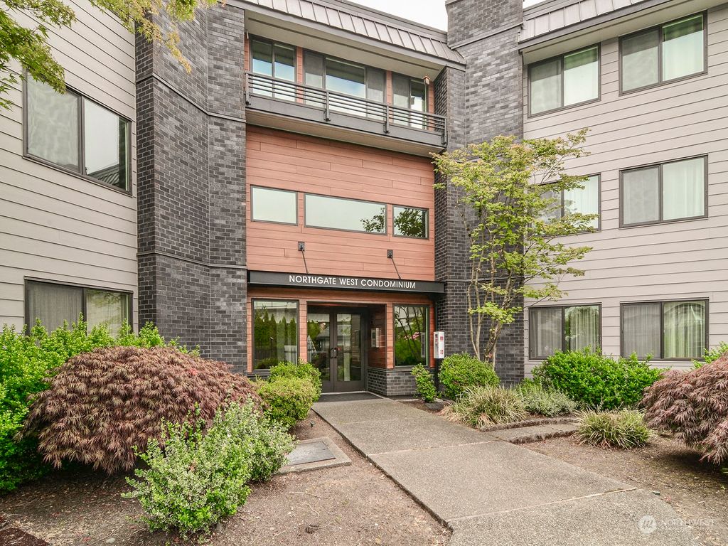 Photo of 11300 1st Avenue NE #324, Seattle, WA 98125 (MLS # 2265004)