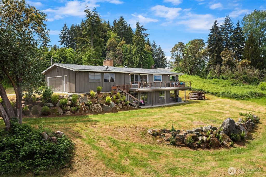Photo of 9600 SW 268th Street, Vashon, WA 98070 (MLS # 2522735)