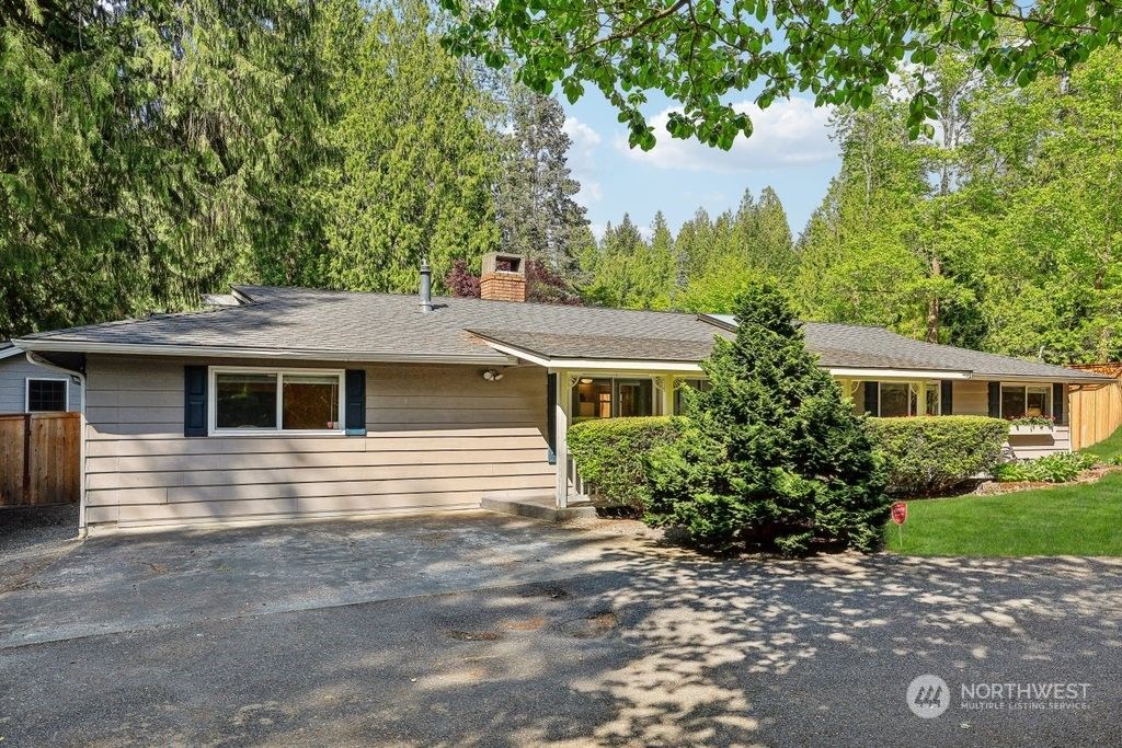 Photo of 24008 SE Tiger Mountain Road, Issaquah, WA 98027 (MLS # 2240453)