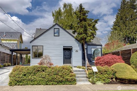 Photo of 4606 NE 47th Street, Seattle, WA 98105 (MLS # 2532315)