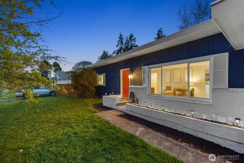 Photo of 8826 S Sheridan Avenue, Tacoma, WA 98444 (MLS # 2514445)