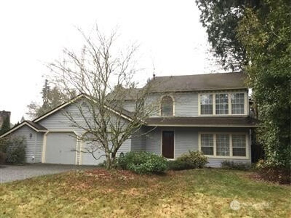 Photo of 17303 NE 138th Street, Redmond, WA 98052 (MLS # 2374640)
