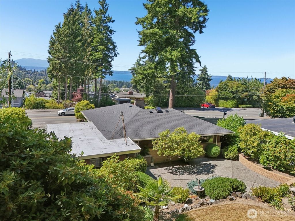 Photo of 1123 9th Avenue S, Edmonds, WA 98020 (MLS # 2419026)