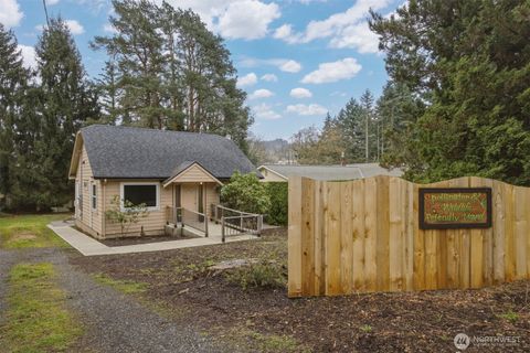 Photo of 125 34th Street, Bellingham, WA 98225 (MLS # 2488596)