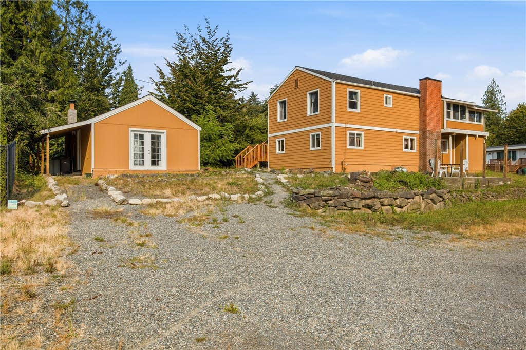 Photo of 38181 SE Northern Street, Snoqualmie, WA 98065 (MLS # 2567793)