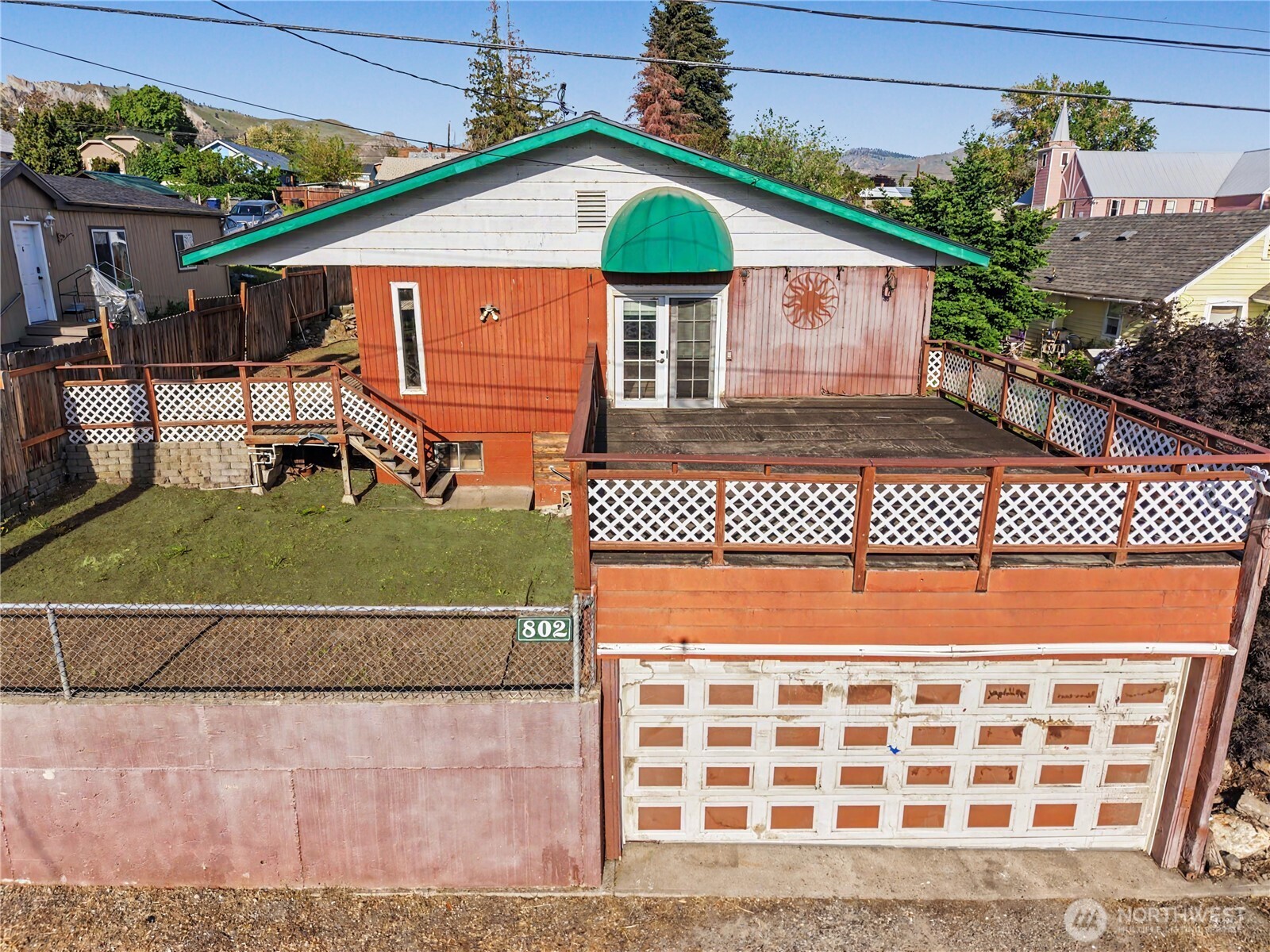 802 S Chelan Avenue