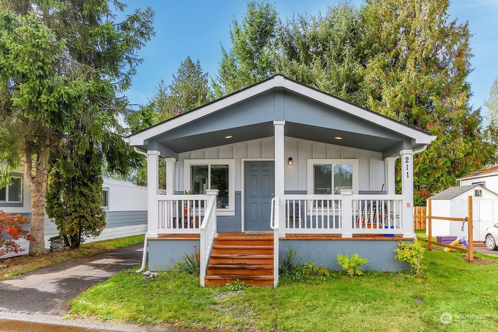 Photo of 31108 3rd Ave Avenue #211, Black Diamond, WA 98010 (MLS # 2166920)