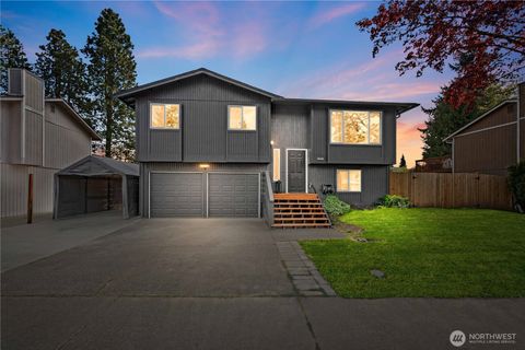 5555 34th Street Loop NE Tacoma WA 98422