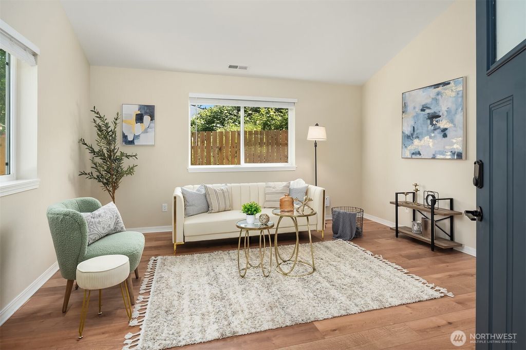 Photo of 11401 14th Avenue S, Seattle, WA 98168 (MLS # 2384341)