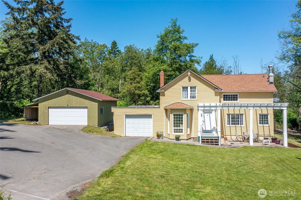 Photo of 2750 Torpedo Road, Oak Harbor, WA 98277 (MLS # 2526340)