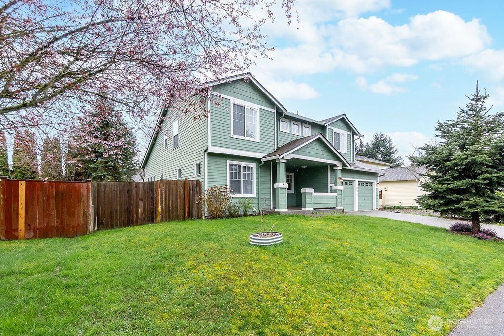 Photo of 5602 69th Street NE, Marysville, WA 98270 (MLS # 2491416)