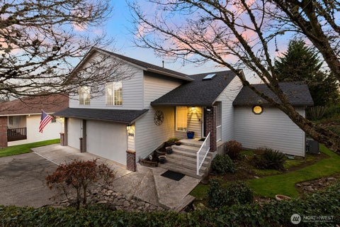 Photo of 3103 NE 143rd Street, Vancouver, WA 98686 (MLS # 2480639)