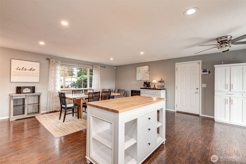 Photo of 19907 51st Drive NE, Arlington, WA 98223 (MLS # 2490947)