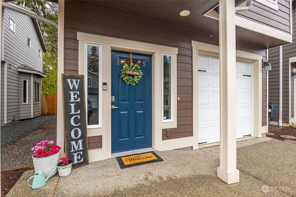 Photo of 332 Raybird Avenue, Granite Falls, WA 98252 (MLS # 2067064)