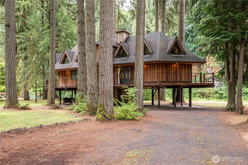 211 LaVerne Drive