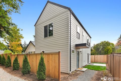 Photo of 13007 1st Avenue NE, Seattle, WA 98125 (MLS # 2529089)