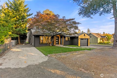 Photo of 18542 Stone Avenue N, Shoreline, WA 98133 (MLS # 2442736)