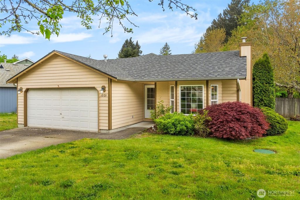 Photo of 1531 Mapleridge Drive NE, Olympia, WA 98506 (MLS # 2514188)