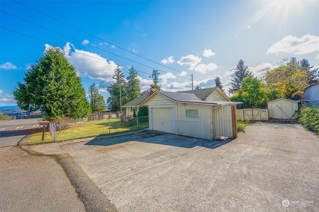 Photo of 4915 S 184th Street, SeaTac, WA 98188 (MLS # 2313615)