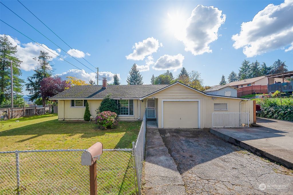 Photo of 4915 S 184th Street, SeaTac, WA 98188 (MLS # 2313615)