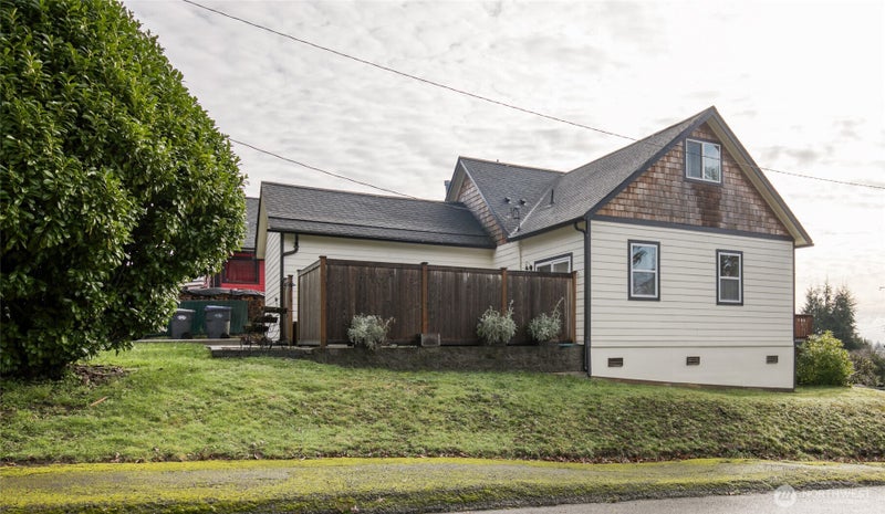 402 Burleigh