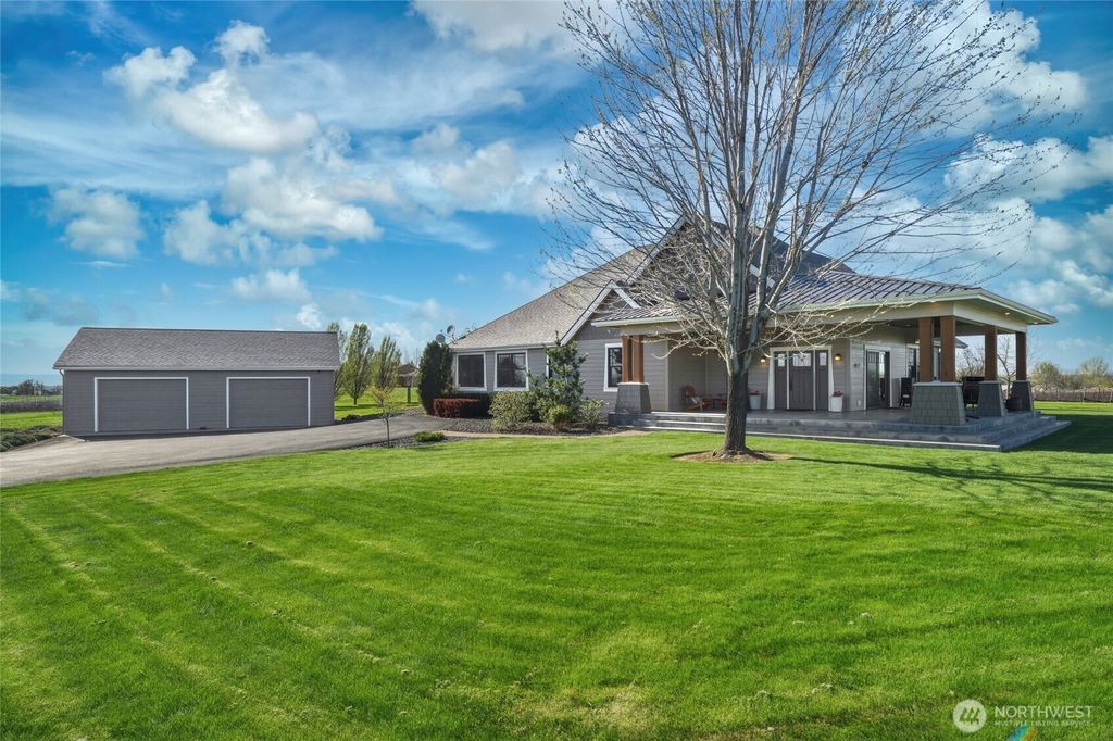 Photo of 3926 Braden Road, Walla Walla, WA 99362 (MLS # 2506573)