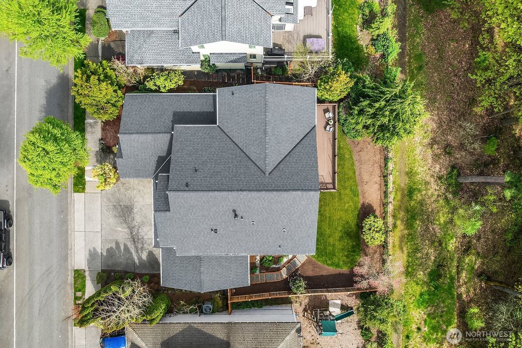 Photo of 436 Wilderness Peak Drive NW, Issaquah, WA 98027 (MLS # 2467553)