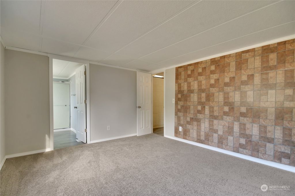 listing image 9361233408362590063