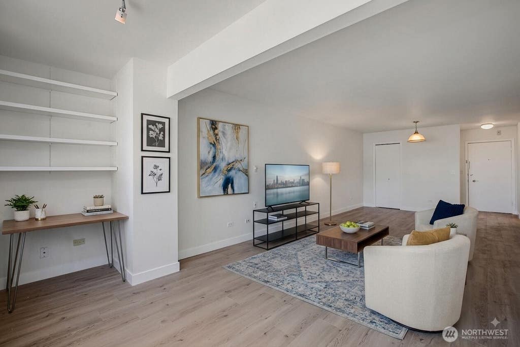 Photo of 440 St. Helens Avenue #305, Tacoma, WA 98402 (MLS # 2567544)