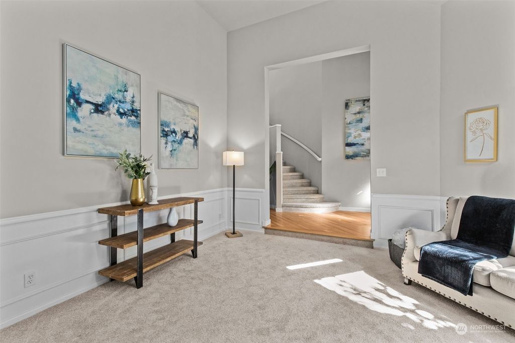 Photo of 17723 NE 105th Way, Redmond, WA 98052 (MLS # 2065950)
