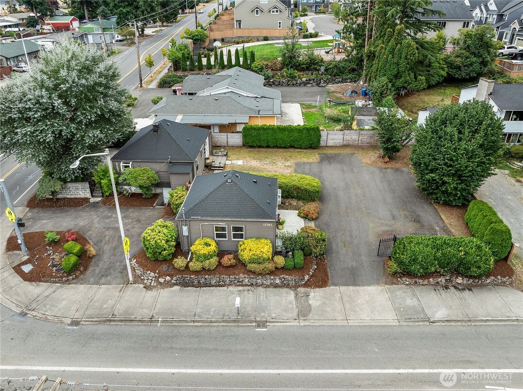 Photo of 27003 124th Avenue SE, Kent, WA 98030 (MLS # 2434431)