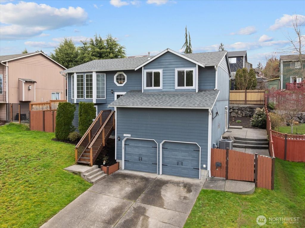 Photo of 5515 78th Avenue NE, Marysville, WA 98270 (MLS # 2503917)