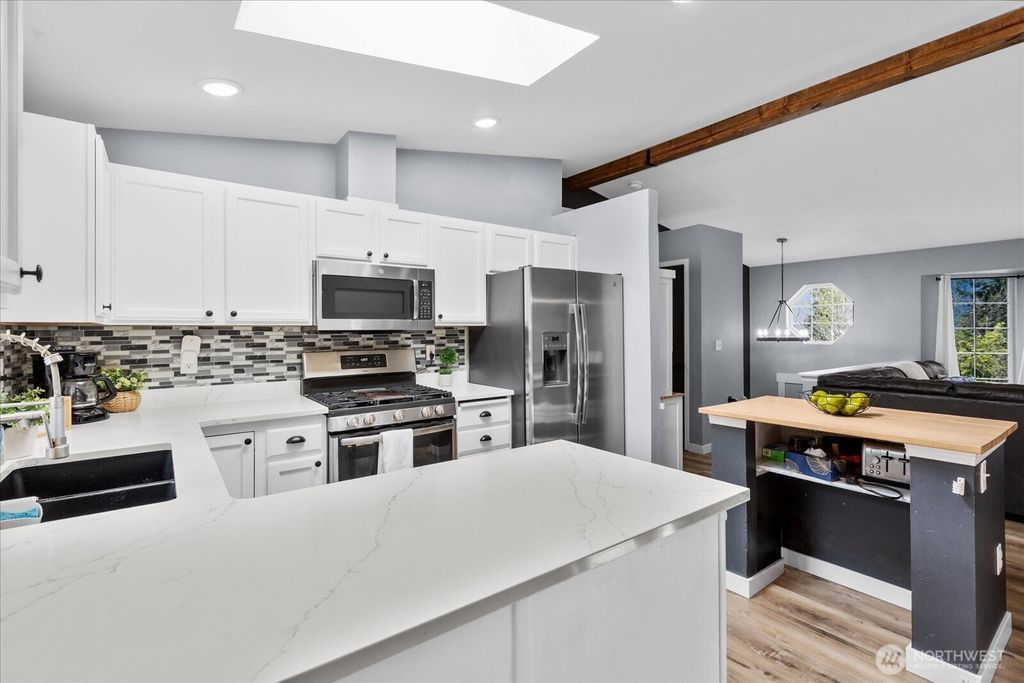 Photo of 5515 78th Avenue NE, Marysville, WA 98270 (MLS # 2503917)