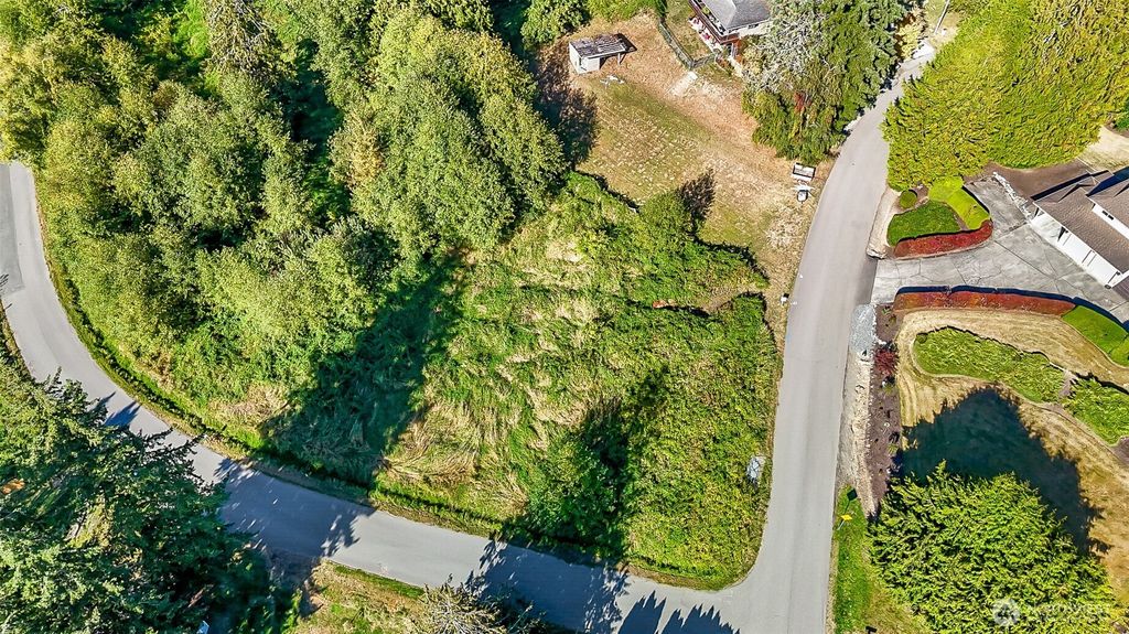 Photo of 7105 73rd Place SE, Snohomish, WA 98290 (MLS # 2435965)