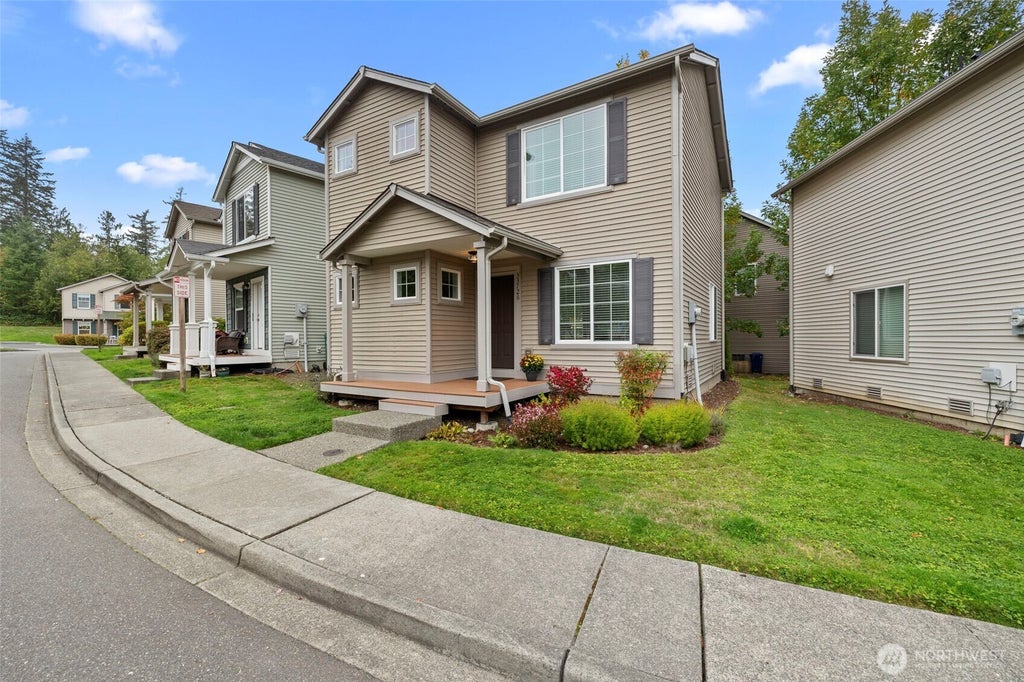 Photo of 33726 SE Tibbits Street, Snoqualmie, WA 98065 (MLS # 2592492)