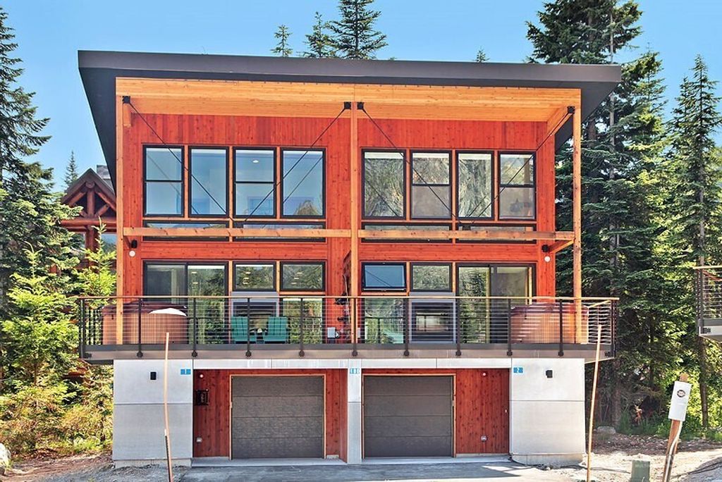 Photo of 200 Pass Life Way #1, Snoqualmie Pass, WA 98068 (MLS # 2453614)