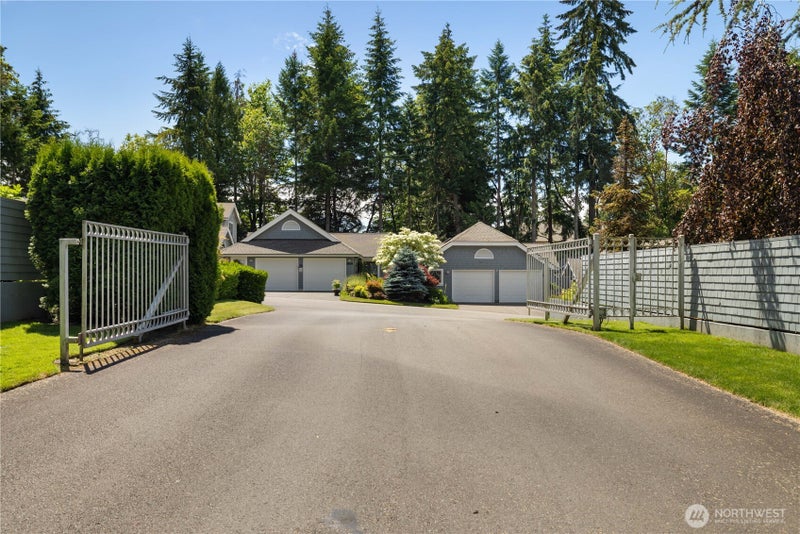 3810 100th Street
