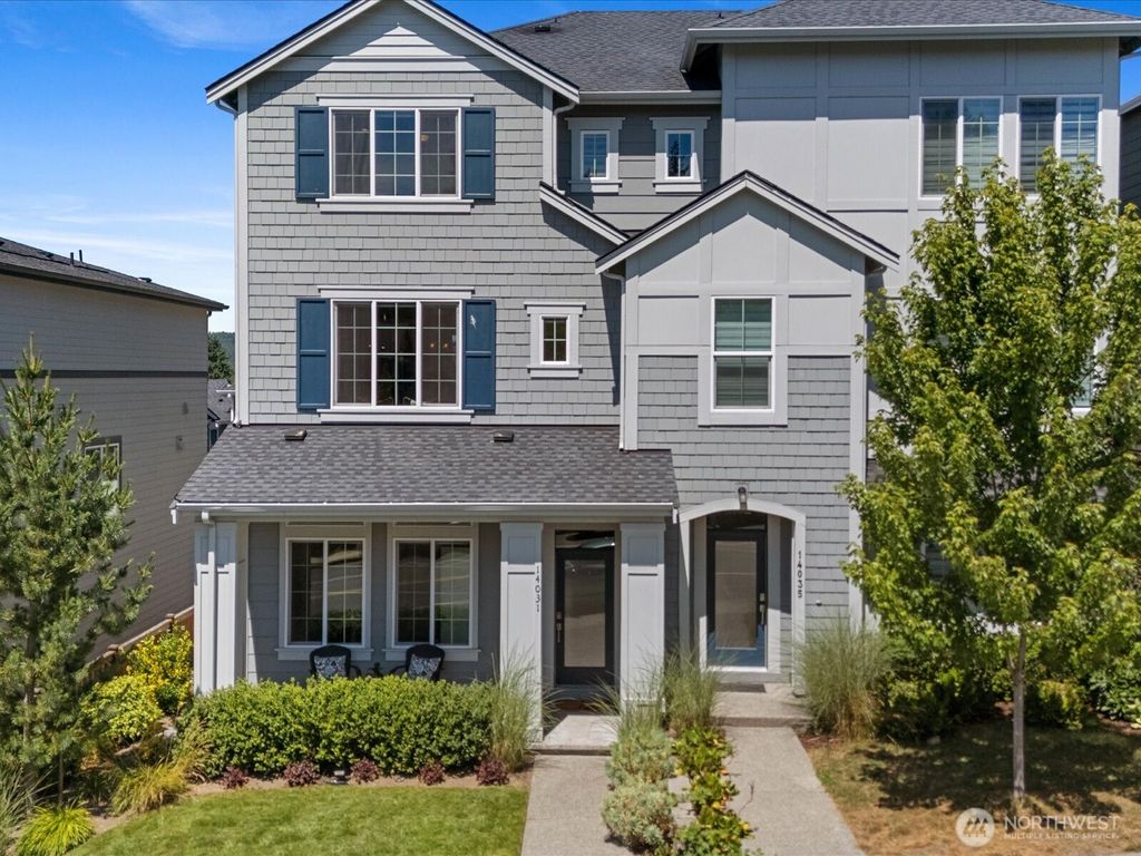 Photo of 14031 3rd Avenue NE, Duvall, WA 98019 (MLS # 2418141)