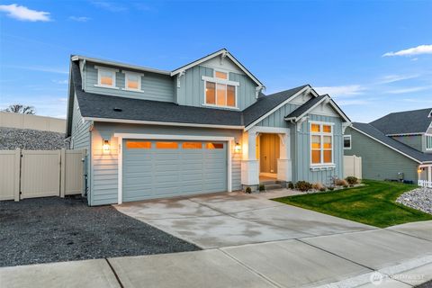 Photo of 651 S Kent Avenue, East Wenatchee, WA 98802 (MLS # 2460458)