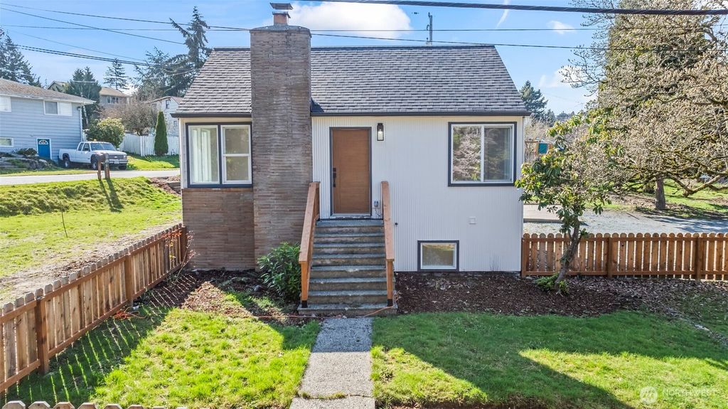 Photo of 10033 14th Avenue S, Seattle, WA 98168 (MLS # 2336095)