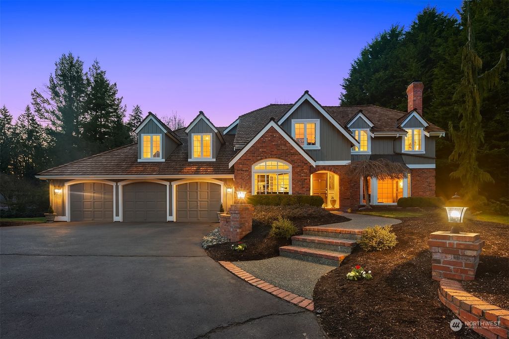 Photo of 6707 223rd Avenue NE, Redmond, WA 98053 (MLS # 2036558)