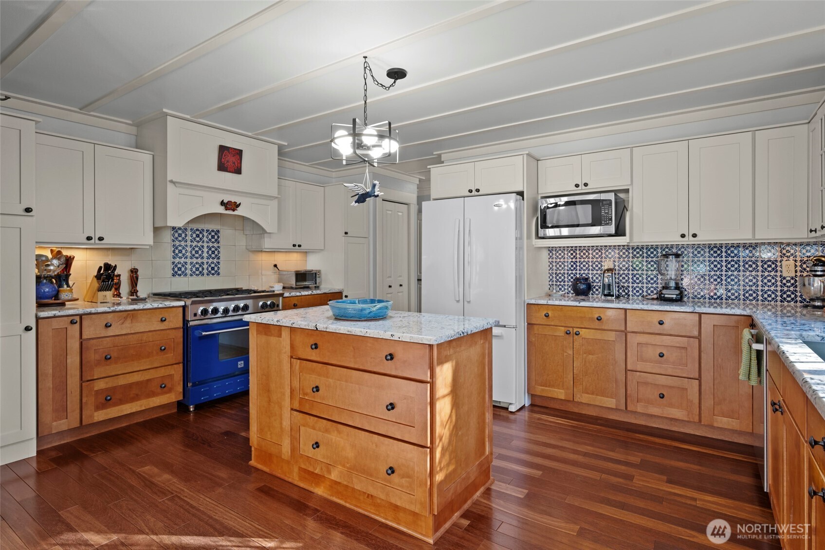 Anacortes, Washington, 98221, United States, 3 Bedrooms Bedrooms, ,2 BathroomsBathrooms,Residential,Active,2022122