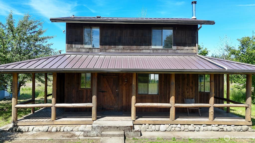 Photo of 10407 133rd Avenue SE, Rainier, WA 98576 (MLS # 2536981)