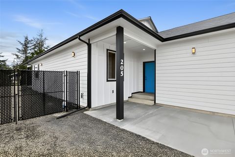 205 Canal Drive SE Ocean Shores WA 98569