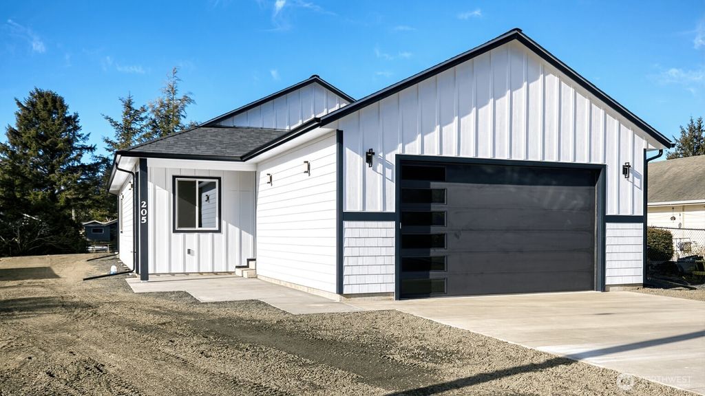 Photo of 205 Canal Drive SE, Ocean Shores, WA 98569 (MLS # 2477829)